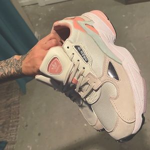 Barley worn adidas women’s falcons shoe size 8